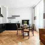 Apartmán Art Deco Spokojna 10 Centrum *